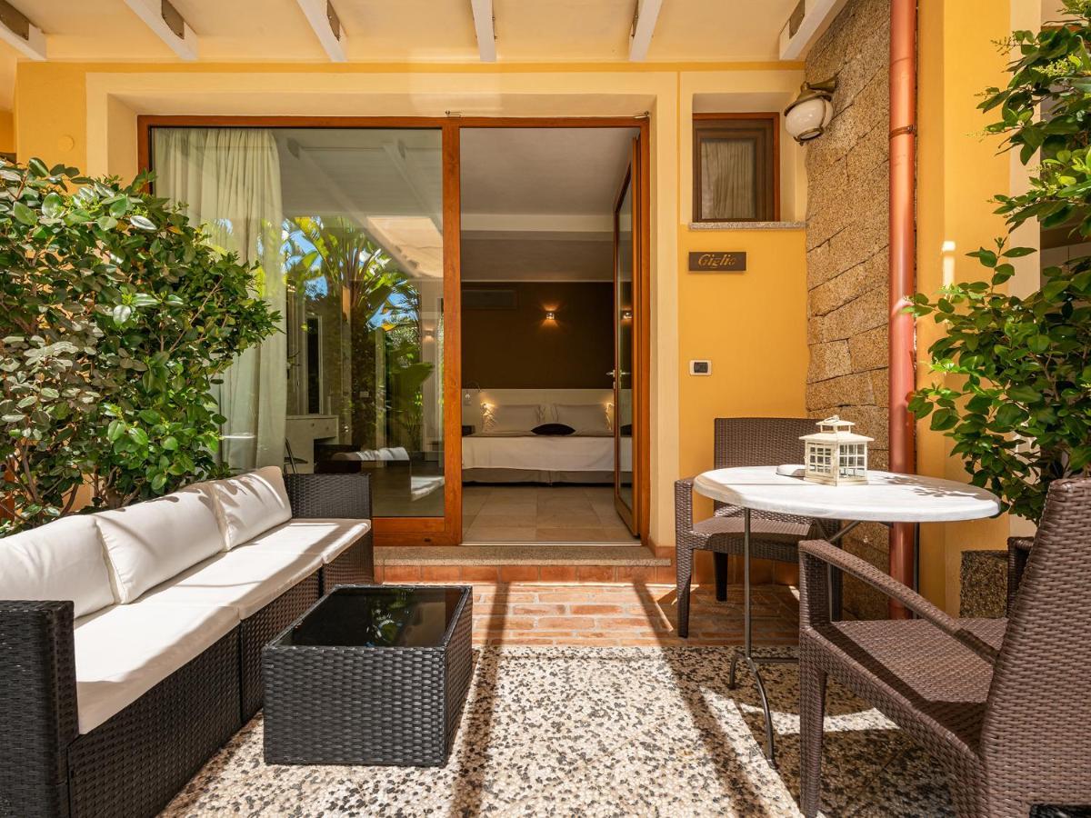 B&B Giglio Di Chia Domus De Maria Exterior photo